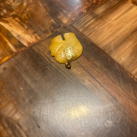 14k gold Jade pendant - Picture 4 of 8